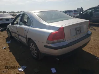 2001 Volvo S60 with VIN YV1RS61R412049929, listed as a Copart auction lot 69078954 with 0 mi miles and Salvage Title. Bid and sale history available at carsss.com. Image 2.