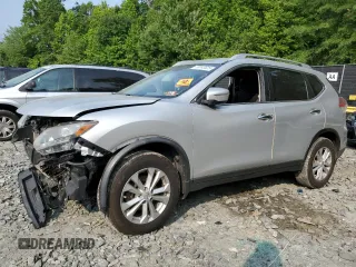 2015 Nissan Rogue SV z VIN KNMAT2MV4FP536835, wystawiony jako Copart lot #59743025 z przebiegiem 151 016 mil mil oraz Szkoda całkowita • Salvage title. Historia ofert i sprzedaży dostępna na DreamBid. Obrazek 1.