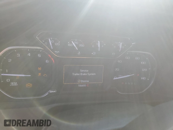 2021 GMC Sierra 1500 with VIN 1GT48LE77MF165774, listed as a Copart auction lot 66538814 with 186,600 mi miles and Clean Title. Bid and sale history available at DreamBid. Image 9.