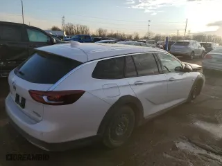 2018 Buick Regal TourX Essence with VIN W04GV8SXXJ1167612, listed as a Copart auction lot 84290234 with 49,378 mi miles and Clean Title. Bid and sale history available at carsss.com. Image 3.