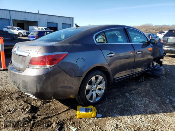 2013 Buick LaCrosse Leather with VIN 1G4GC5E33DF183334, listed as a Copart auction lot 43071415 with 218,394 mi miles and Salvage Title. Bid and sale history available at carsss.com. Image 3.
