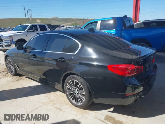 2019 BMW 5 Series 530i xDrive with VIN WBAJA7C54KWW19621, listed as a IAAI auction lot 41773506 with Not Provided miles. Bid and sale history available at carsss.com. Image 14.