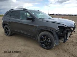 2023 Jeep Cherokee Altitude Lux z VIN 1C4PJMMB8PD103314, wystawiony jako Copart lot #58347995 z przebiegiem 66 317 mil mil oraz Szkoda całkowita • Salvage title. Historia ofert i sprzedaży dostępna na DreamBid. Obrazek 4.