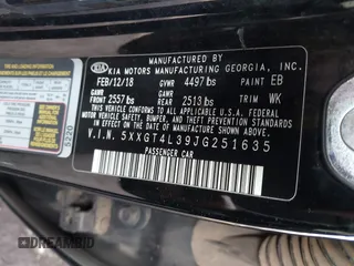2018 Kia Optima LX with VIN 5XXGT4L39JG251635, listed as a IAAI auction lot 41933408 with 135,718 mi miles. Bid and sale history available at carsss.com. Image 9.