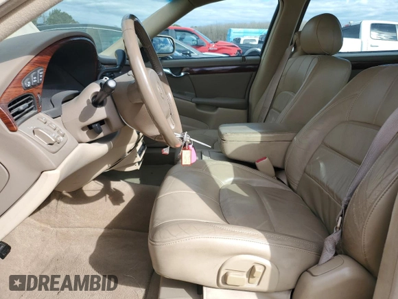 2004 Cadillac DeVille Limousine z VIN 1GEEH90Y34U550632, wystawiony jako Copart lot #47804485 z przebiegiem 54 382 mil mil oraz Czysty tytuł • Clean title. Historia ofert i sprzedaży dostępna na DreamBid. Obrazek 7.