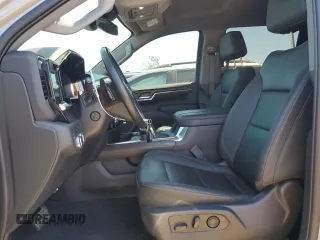 2023 GMC Sierra 1500 SLT z VIN 3GTUUDE86PG246794, wystawiony jako Copart lot #54015905 z przebiegiem 44 295 mil mil oraz Szkoda całkowita • Salvage title. Historia ofert i sprzedaży dostępna na DreamBid. Obrazek 7.