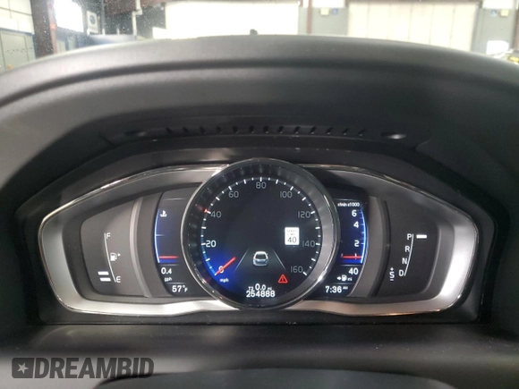 2017 Volvo XC60 R-Design with VIN YV449MRS7H2002831, listed as a Copart auction lot 45296735 with 254,888 mi miles and Clean title. Bid and sale history available at DreamBid. Image 9.