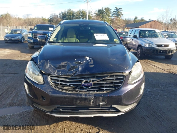 2016 Volvo XC60 T5 Drive-E Premier with VIN YV440MDK3G2915618, listed as a IAAI auction lot 41112381 with 75,720 mi miles. Bid and sale history available at carsss.com. Image 12.