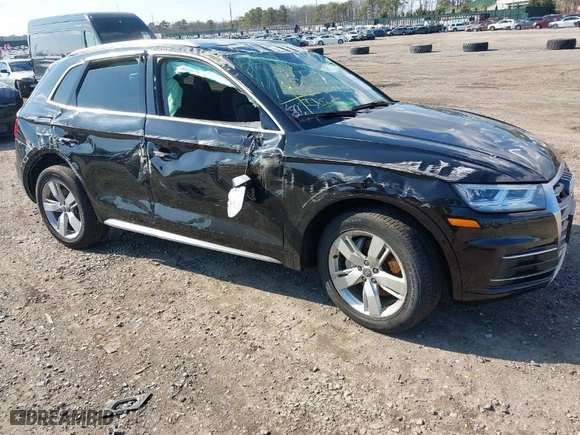 2019 Audi Q5 Premium Plus with VIN WA1BNAFY7K2133935, listed as a IAAI auction lot 41867148 with 44,565 mi miles. Bid and sale history available at carsss.com. Image 1.