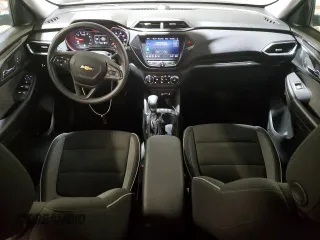 2021 Chevrolet TrailBlazer LT with VIN KL79MPSLXMB042405, listed as a Copart auction lot 54553083 with 61,604 mi miles. Bid and sale history available at carsss.com. Image 8.