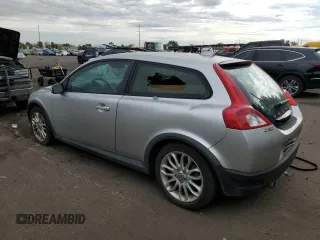 2009 Volvo C30 z VIN YV1MK672992145569, wystawiony jako Copart lot #68282304 z przebiegiem 93 414 mil mil oraz Tytuł czysty. Historia ofert i sprzedaży dostępna na DreamBid. Obrazek 2.