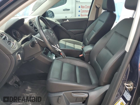 2016 Volkswagen Tiguan S с VIN WVGAV7AX7GW606280, выставлен на аукционе Copart как лот 62491995 с пробегом 69 838 миль миль и Списание • Salvage title. История ставок и продаж доступна на DreamBid. Изображение 7.