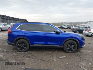 2025 Honda CR-V Sport Touring with VIN 2HKRS6H99SH807839, listed as a IAAI auction lot 42029547 with 5,979 mi miles and . Bid and sale history available at DreamBid. Image 14.