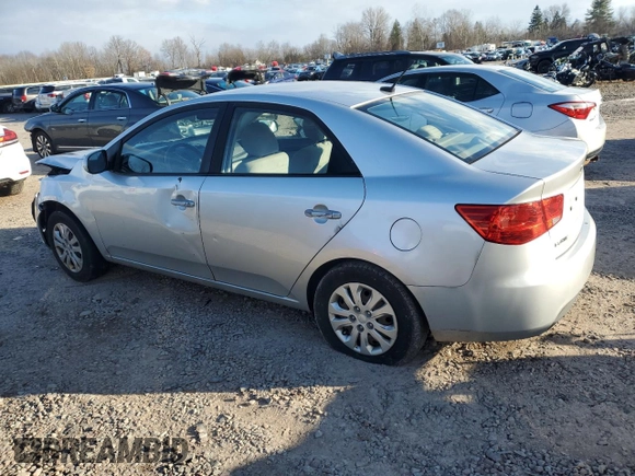 2010 Kia Forte LX with VIN KNAFT4A25A5237934, listed as a Copart auction lot 82294894 with 181,791 mi miles and Non Repairable. Bid and sale history available at carsss.com. Image 2.
