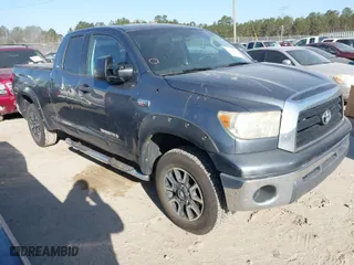 2007 Toyota Tundra SR5 with VIN 5TFRV54117X025323, listed as a IAAI auction lot 41840621 with 203,377 mi miles. Bid and sale history available at carsss.com. Image 1.