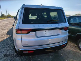 2022 Jeep Wagoneer Series III with VIN 1C4SJUDT3NS214428, listed as a Copart auction lot 74156484 with 19,571 mi miles and Non repairable. Bid and sale history available at DreamBid. Image 6.