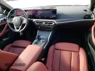 2023 BMW i4 eDrive40 z VIN WBY73AW06PFN71873, wystawiony jako Copart lot #37268403 z przebiegiem 803 mil mil oraz . Historia ofert i sprzedaży dostępna na DreamBid. Obrazek 8.