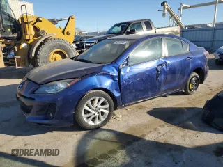 2013 Mazda 3 i Grand Touring with VIN JM1BL1W73D1724744, listed as a Copart auction lot 42173765 with 86,698 mi miles and Salvage Title. Bid and sale history available at carsss.com. Image 1.