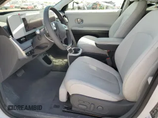 2024 Hyundai Ioniq 5 Limited с VIN KM8KR4DE6RU323580, выставлен на аукционе Copart как лот 52587585 с пробегом 2 996 миль миль и Списание • Salvage title. История ставок и продаж доступна на DreamBid. Изображение 7.