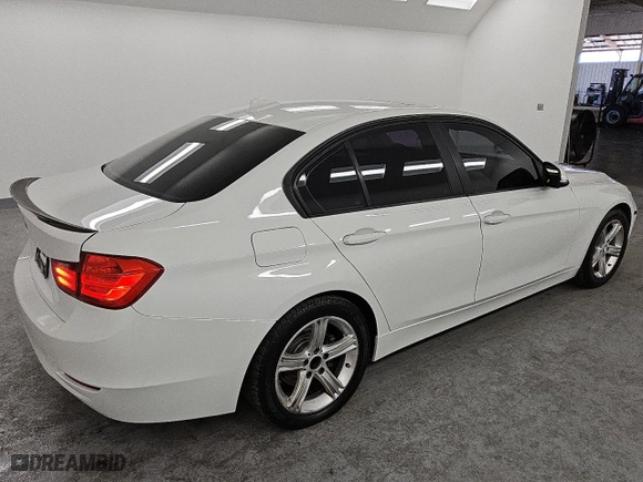 2013 BMW 3 Series 328i with VIN WBA3C1G57DNR47344, listed as a Copart auction lot 46533265 with 100,209 mi miles and Clean Title. Bid and sale history available at carsss.com. Image 3.