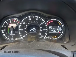 2016 Nissan Note S z VIN 3N1CE2CP2GL384317, wystawiony jako IAAI lot #42192423 z przebiegiem 73 846 mil mil oraz . Historia ofert i sprzedaży dostępna na DreamBid. Obrazek 7.