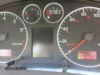 2004 Audi allroad A6 V8 with VIN WA1YD64B94N091052, listed as a IAAI auction lot 42069786 with 214,042 mi miles and . Bid and sale history available at DreamBid. Image 7.