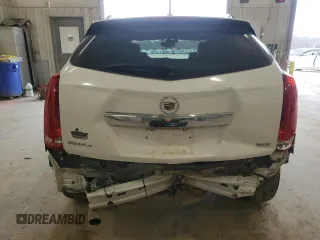 2015 Cadillac SRX Luxury Collection with VIN 3GYFNEE39FS574832, listed as a Copart auction lot 50303055 with 121,147 mi miles and Clean Title. Bid and sale history available at carsss.com. Image 6.