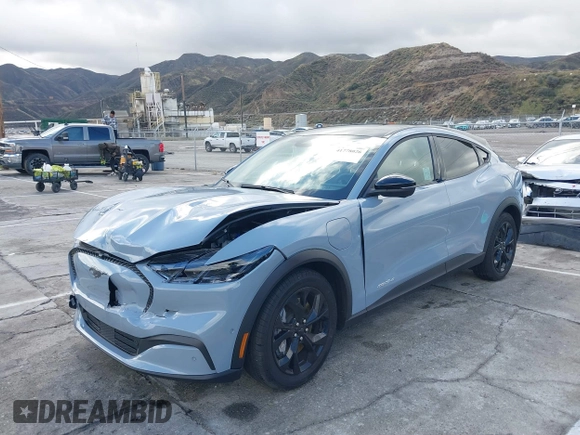 2024 Ford Mustang Mach-E Select с VIN 3FMTK1R47RMA03731, выставлен на аукционе IAAI как лот 41778026 с пробегом Не указан миль и . История ставок и продаж доступна на DreamBid. Изображение 18.