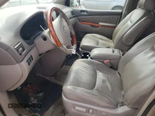 2006 Toyota Sienna XLE with VIN 5TDZA22CX6S531655, listed as a Copart auction lot 74183464 with 208,253 mi miles and Salvage Title. Bid and sale history available at carsss.com. Image 7.