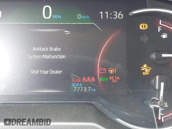 2025 Toyota RAV4 XLE Premium z VIN 2T3A1RFV2SC494497, wystawiony jako IAAI lot #42028044 z przebiegiem 7 773 mil mil oraz . Historia ofert i sprzedaży dostępna na DreamBid. Obrazek 15.