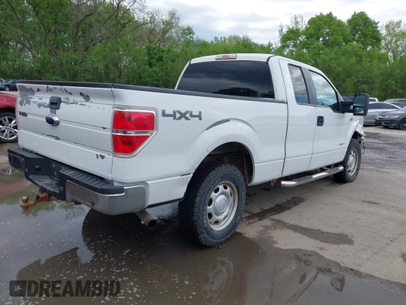 2012 Ford F-150 XL with VIN 1FTFX1ET4CKD54563, listed as a IAAI auction lot 42076205 with 136,841 mi miles and . Bid and sale history available at carsss.com. Image 4.