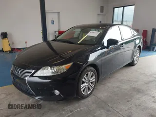 2013 Lexus ES 250 z VIN JTHBK1GG9D2030165, wystawiony jako IAAI lot #42387621 z przebiegiem 143 044 mil mil oraz . Historia ofert i sprzedaży dostępna na DreamBid. Obrazek 2.