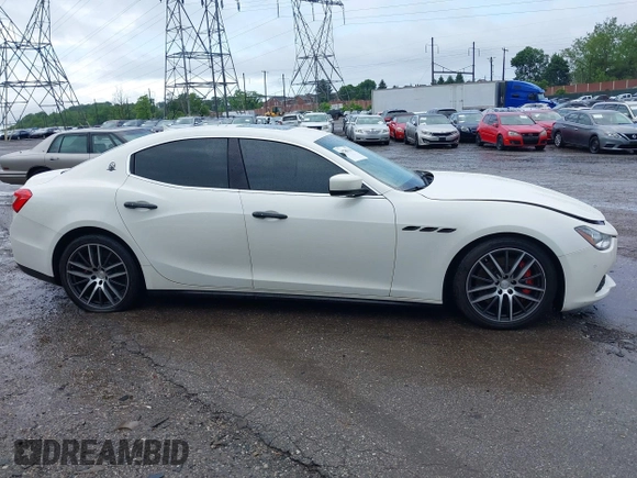 2014 Maserati Ghibli S Q4 z VIN ZAM57RTA9E1077084, wystawiony jako IAAI lot #42283638 z przebiegiem Nie podano mil oraz . Historia ofert i sprzedaży dostępna na DreamBid. Obrazek 14.