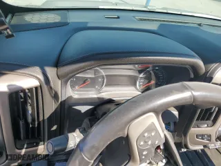 2018 GMC Sierra 1500 Denali with VIN 3GTU2PEJ7JG162050, listed as a Copart auction lot 76325514 with 0 mi miles and Non Repairable. Bid and sale history available at carsss.com. Image 9.