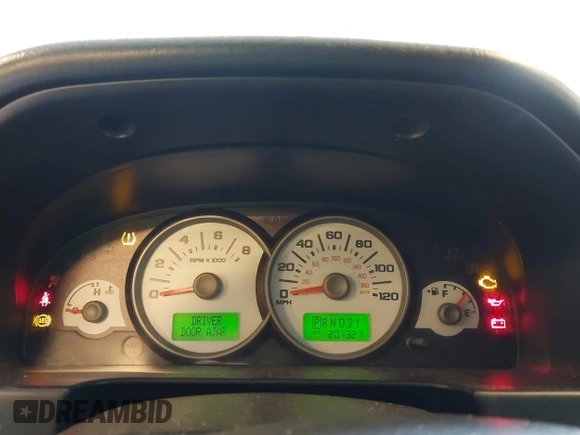 2006 Ford Escape Limited with VIN 1FMYU94176KC07783, listed as a IAAI auction lot 42083378 with 201,327 mi miles and . Bid and sale history available at DreamBid. Image 7.