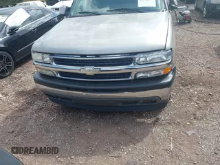 2006 Chevrolet Tahoe LT with VIN 1GNEC13Z36R106760, listed as a IAAI auction lot 41792079 with 230,930 mi miles. Bid and sale history available at carsss.com. Image 6.