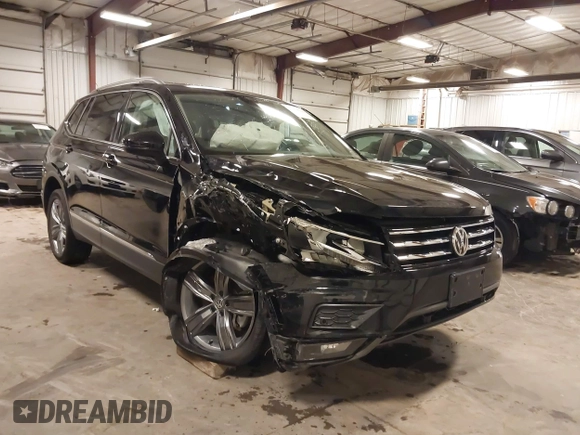 2021 Volkswagen Tiguan SE with VIN 3VV2B7AXXMM034880, listed as a IAAI auction lot 41979636 with 34,490 mi miles and . Bid and sale history available at DreamBid. Image 1.