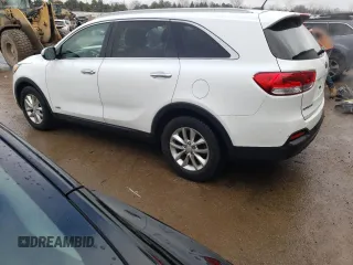 2017 Kia Sorento LX with VIN 5XYPGDA59HG187904, listed as a Copart auction lot 85064304 with 98,268 mi miles and Salvage Title. Bid and sale history available at carsss.com. Image 2.