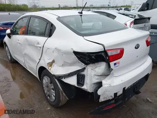 2013 Kia Rio LX with VIN KNADM4A33D6221727, listed as a IAAI auction lot 42012553 with 88,785 mi miles. Bid and sale history available at carsss.com. Image 3.