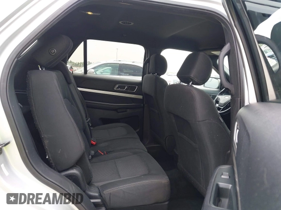 2017 Ford Explorer XLT z VIN 1FM5K7D89HGB79520, wystawiony jako IAAI lot #42288407 z przebiegiem 152 091 mil mil oraz . Historia ofert i sprzedaży dostępna na DreamBid. Obrazek 8.