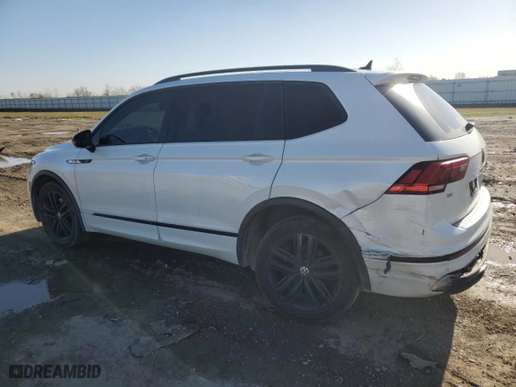 2022 Volkswagen Tiguan SE R-Line Black with VIN 3VVCB7AX5NM060390, listed as a Copart auction lot 47804245 with 55,727 mi miles and Salvage Title. Bid and sale history available at carsss.com. Image 2.