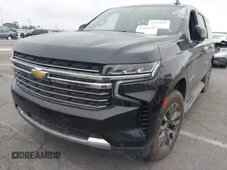2021 Chevrolet Suburban LT z VIN 1GNSCCKD8MR146950, wystawiony jako IAAI lot #42431197 z przebiegiem 155 060 mil mil oraz . Historia ofert i sprzedaży dostępna na DreamBid. Obrazek 6.