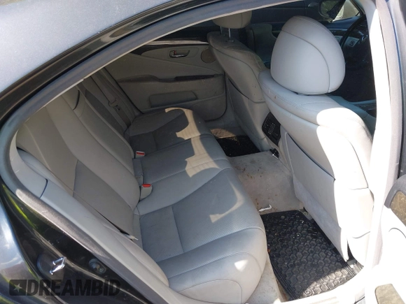 2008 Lexus LS 460 with VIN JTHBL46F485061741, listed as a IAAI auction lot 42631695 with 213,490 mi miles and . Bid and sale history available at DreamBid. Image 8.