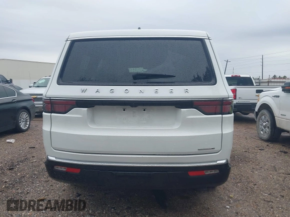 2024 Jeep Wagoneer Series II with VIN 1C4SJUBPXRS172268, listed as a IAAI auction lot 41333577 with 19,137 mi miles and . Bid and sale history available at DreamBid. Image 17.