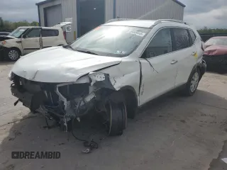 2016 Nissan Rogue S z VIN KNMAT2MV6GP707957, wystawiony jako Copart lot #55949445 z przebiegiem Nie podano mil oraz Szkoda całkowita • Salvage title. Historia ofert i sprzedaży dostępna na DreamBid. Obrazek 1.