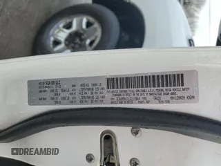 2020 Ram 2500 Tradesman z VIN 3C6UR5HJ1LG111844, wystawiony jako Copart lot #52604845 z przebiegiem 228 392 mil mil oraz Szkoda całkowita • Salvage title. Historia ofert i sprzedaży dostępna na DreamBid. Obrazek 14.