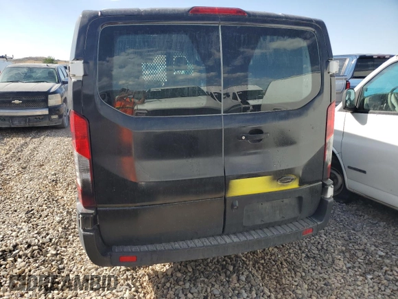 2019 Ford Transit z VIN 1FTYR1YM5KKA86628, wystawiony jako Copart lot #56229305 z przebiegiem Nie podano mil oraz Czysty tytuł • Clean title. Historia ofert i sprzedaży dostępna na DreamBid. Obrazek 6.