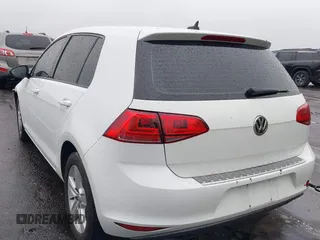 2017 Volkswagen Golf S z VIN 3VW217AU9HM026151, wystawiony jako IAAI lot #42217694 z przebiegiem 284 794 mil mil oraz . Historia ofert i sprzedaży dostępna na DreamBid. Obrazek 3.