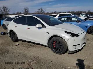 2020 Tesla Model Y Long Range with VIN 5YJYGDEE2LF041925, listed as a Copart auction lot 47092675 with 75,871 mi miles and Salvage Title. Bid and sale history available at DreamBid. Image 4.