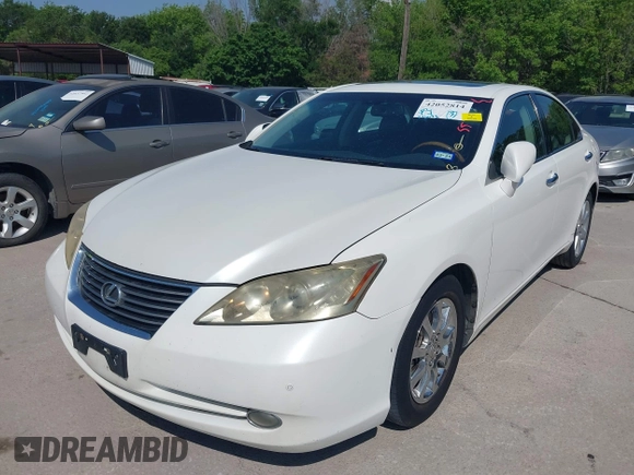 2007 Lexus ES 350 with VIN JTHBJ46G572015981, listed as a IAAI auction lot 42052814 with 273,073 mi miles. Bid and sale history available at carsss.com. Image 2.